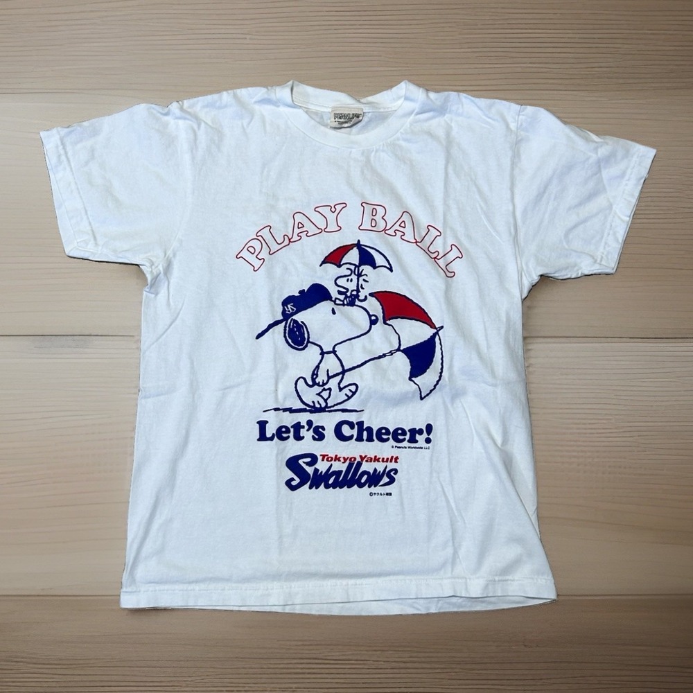 Snoopy PEANUTS x Tokyo Yakult Swallows "Play Ball" Lets Cheer T-shirt Baseball - Picture 1 of 3